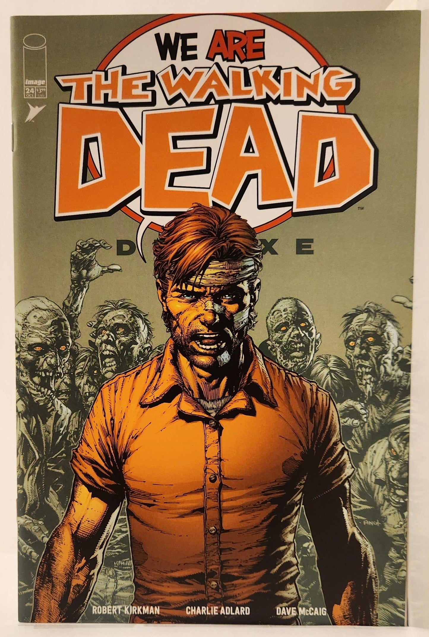 Walking Dead Deluxe Issue #024