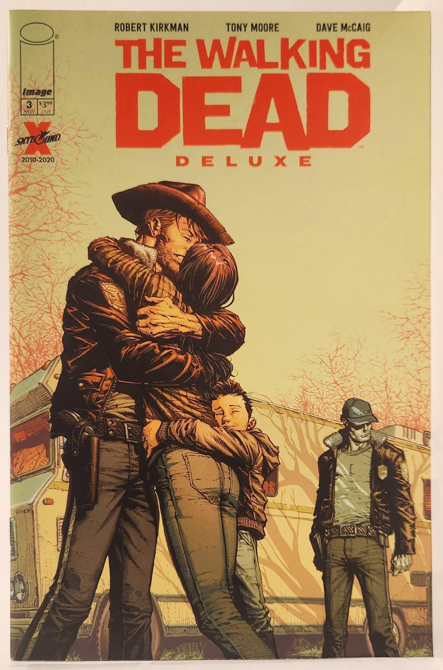 Walking Dead Deluxe Issue #003