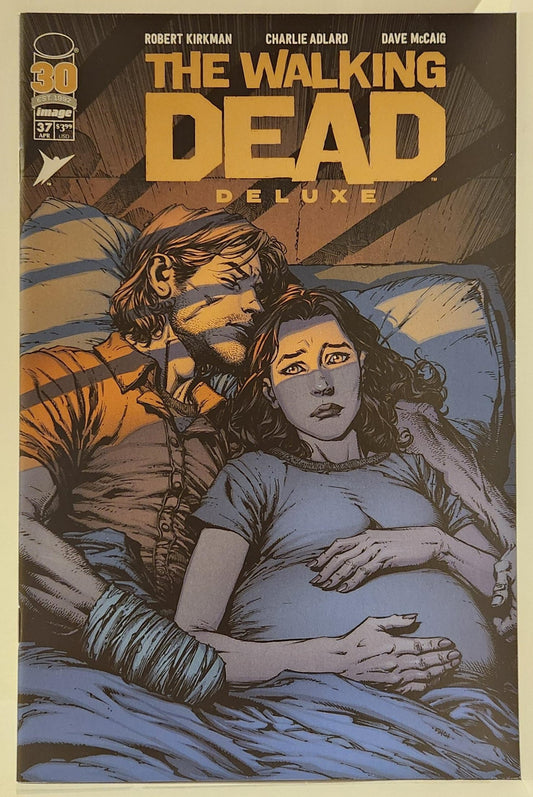 Walking Dead Deluxe Issue #037